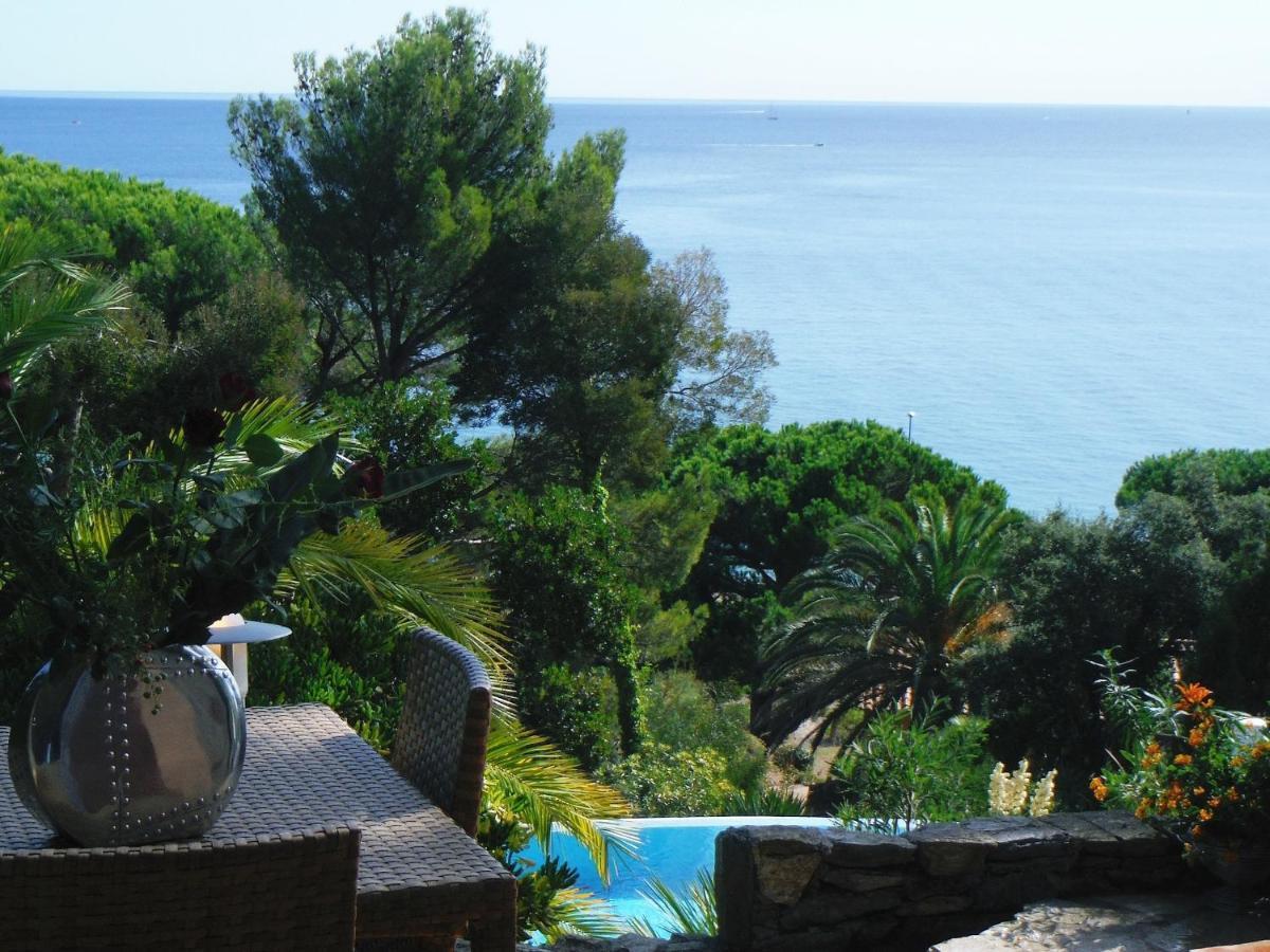 Lou Trelus Hotel Sainte-Maxime Exterior photo